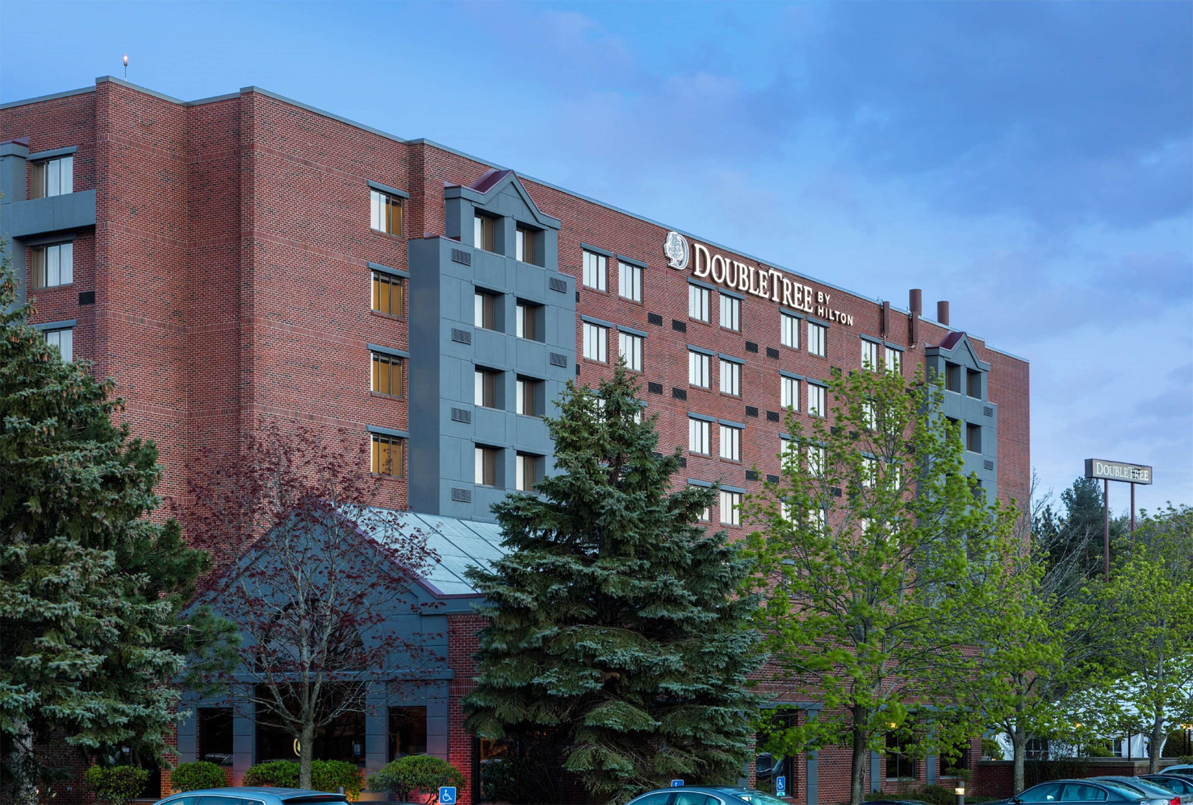 Doubletree By Hilton, Leominster Hotel Exterior photo